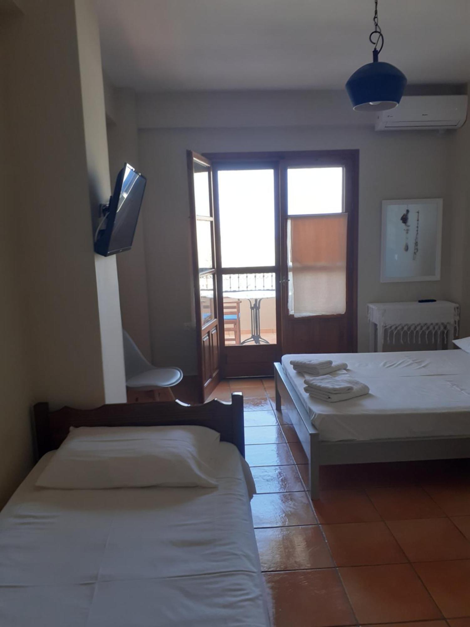 Kritikos Rooms Monemvasía Exterior foto