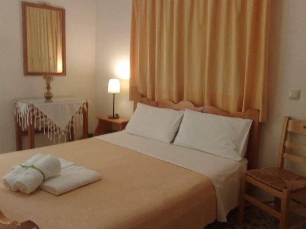 Kritikos Rooms Monemvasía Exterior foto